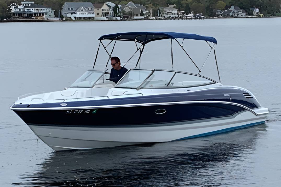 <a class="fl-button" target="_blank" href="https://trentonmarinecenter.com/wp-content/uploads/2026/06/2011_Formula_270BR_One_Page-6.25.pdf">View Details ></a>